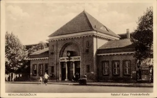 Ak Berlin Neukölln, Bahnhof Kaiser Friedrich-Straße, Sonnenallee