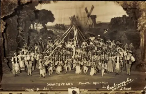 Foto Ak Theaterszene, Shakespeare Panto 1910-1911, Jack and Gill