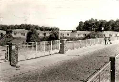 Ak Ostseebad Karlshagen auf Usedom,  Kinderferienlager des Kreises Grimma, Hafenstraße