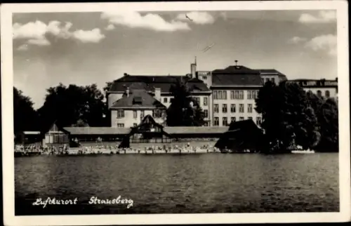 Foto Strausberg in der Mark, Strand vom Wasser aus gesehen