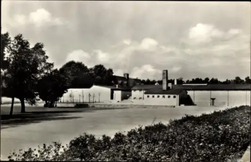 Ak Ravensbrück Fürstenberg an der Havel,  Reihengrab, Feierplatz, Erschießungsgang, Zellenbau, Kr