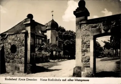 Ak Radebeul Sachsen, Haus Hoflößnitz mit alter Weinpresse