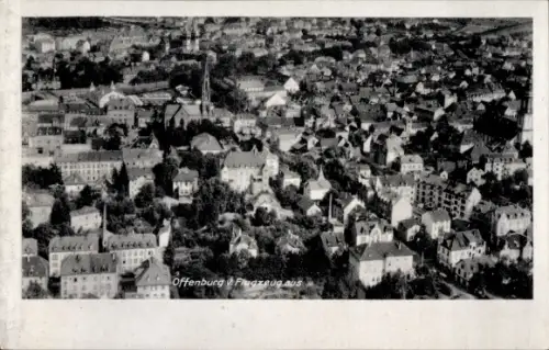 Ak Offenburg in Baden Schwarzwald,  Luftaufnahme, Stadtpanorama