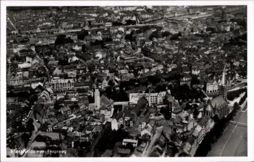 Ak Pforzheim im Schwarzwald, Luftaufnahme von  Stadtansicht, Flugzeugperspektive
