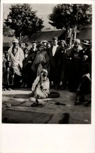 Ak Orientalische Volkstypen, Schlangenbeschwörer, Maghreb