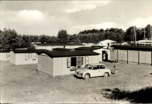 Ak Ostseebad Koserow auf Usedom,  Ferienlager 'Irene-Joliot-Curie', Bungalows