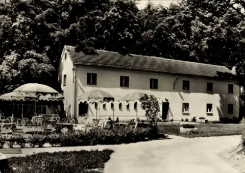 Ak Ostseebad Heringsdorf auf Usedom, Ferienheim Glückauf, Terrasse