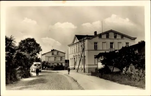 Ak Glowe auf Rügen, Strandhotel