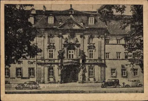 Ak Erfurt in Thüringen,  Regierungsgebäude