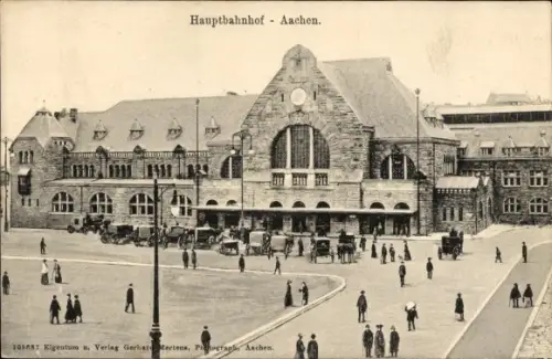 Ak Aachen, Ansicht vom Hauptbahnhof, Straßenseite, Fußgänger