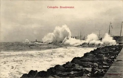 Ak Colombo Sri Lanka, Colombo Breakwater