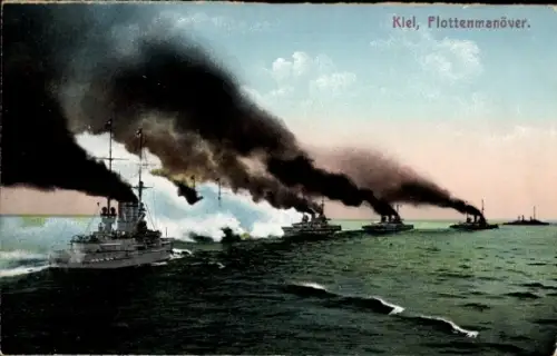 Ak Kiel, Ausfahrt der Flotte zum Manöver