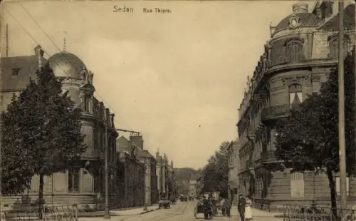 CPA Sedan Ardennes, Rue Thiers