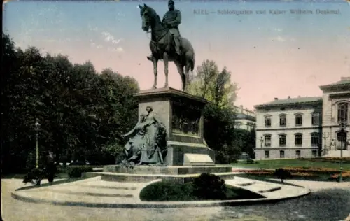 Ak Kiel, Schlossgarten, Kaiser Wilhelm Denkmal