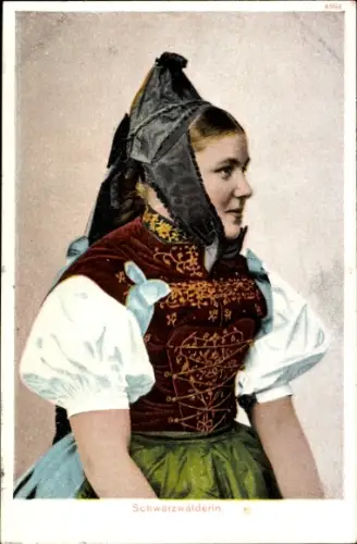 Ak Schwarzwälderin, Frau in Schwarzwälder Tracht, Portrait