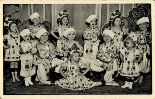Ak Schaefer's Universal Lilliputters Troep, Liliputaner