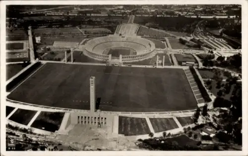 Ak Berlin Charlottenburg Westend, Reichssportfeld, Olympiastadion, Fliegeraufnahme