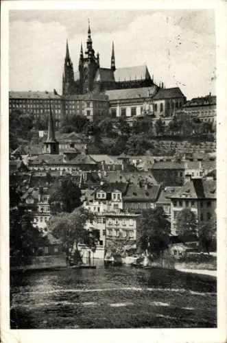 Ak Hradčany Hradschin Praha Prag Tschechien, Burg, Hradschin, Häuser, Fluss, Schwarz-Weiß-Foto