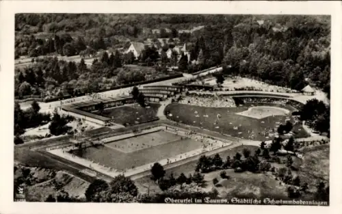 Ak Oberursel im Taunus Hessen, Städtische Schwimmbadeanlagen, Fliegeraufnahme