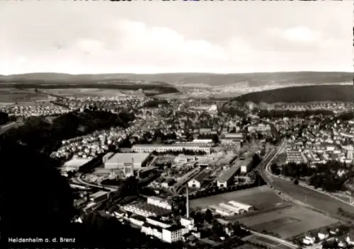 Ak Heidenheim an der Brenz Württemberg,  Luftaufnahme, Stadtpanorama
