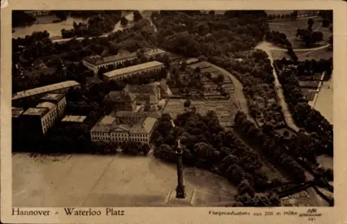 Ak Hannover, Waterloo Platz, Fliegeraufnahme, Denkmal