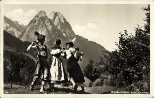 Ak Werdenfelser Schuhplattler, Bayerische Tracht, Gebirgspartie