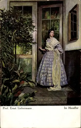 Künstler Ak Liebermann, Ernst, Im Hausflur, Portrait einer Frau