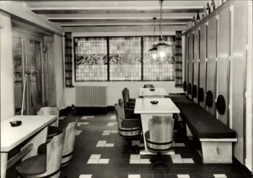 Ak Bergen auf Rügen, Rugard,  HO-Hotel Ratskeller, Bierstube