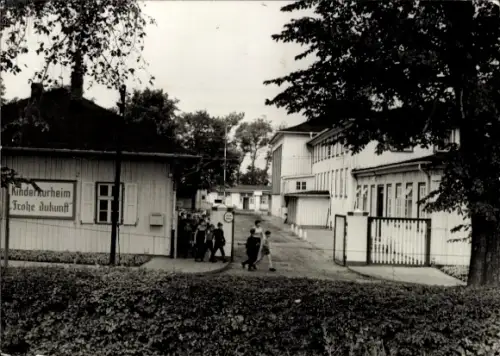 Ak Insel Rügen,  Kinderkurheim 'Frohe Zukunft'