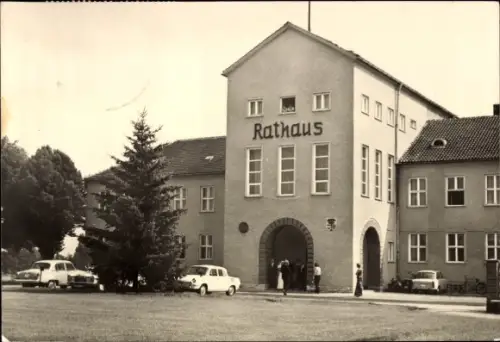Ak Hohen Neuendorf Oberhavel, Rathaus  Rathausportal, Gemeindewappen