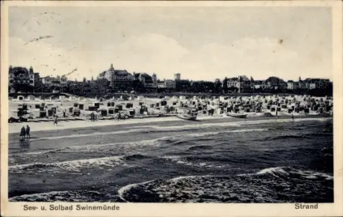 Ak Świnoujście Swinemünde Pommern, See- u. Solbad  Strand