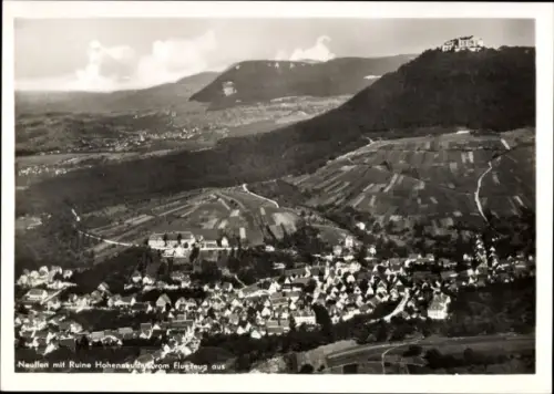 Ak Neuffen in Württemberg, Landschaftsaufnahme, Ruine Hohenstaufen, Flugzeugperspektive, Felder