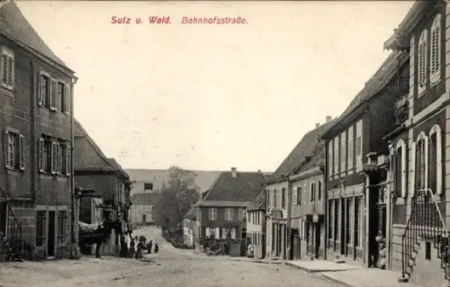 Ak Soultz sous Forêts Sulz unterm Wald Elsass Bas Rhin, Bahnhofstraße