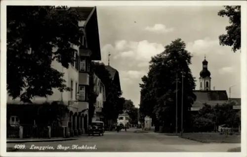 Ak Lenggries in Oberbayern, Straßenpartie