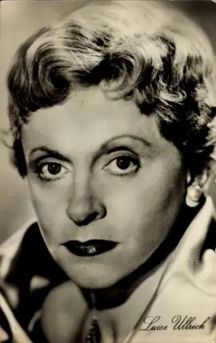 Ak Schauspielerin Luise Ullrich, Vergiss die Liebe nicht, Portrait