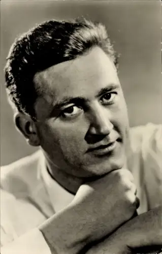 Ak Filmproduzent und Regisseur Herbert Ballmann, Portrait