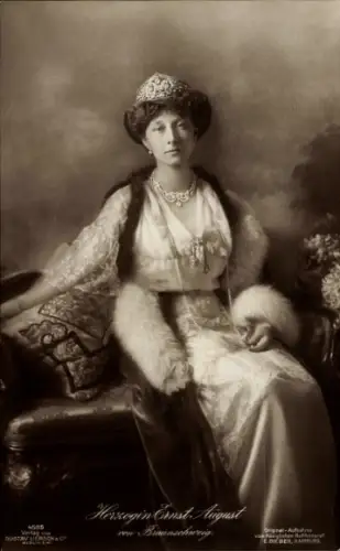 Ak Prinzessin Victoria Luise von Preußen, Herzogin von Braunschweig, Portrait