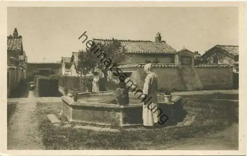 Frascati - Sacro Eremo Tuscolano - La fontana del cortile interno