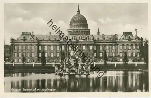 Potsdam - Stadtschloss mit Karpfenteich - Foto-AK 30er Jahre - Verlag Hans Andres Berlin