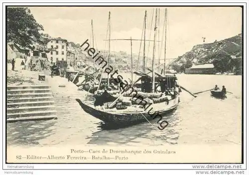 Portuguesa - Porto - Caes de Desembarque dos Guindaes