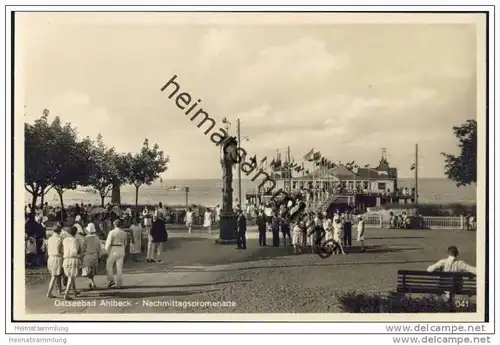 Ostseebad Ahlbeck - Nachmittagspromenade - Foto-AK 30er Jahre