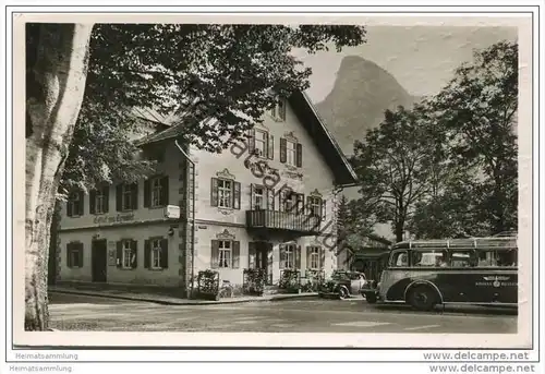 Oberammergau - Gasthof zum Turmwirt - Bes. Georg Glas - Autobus der Firma Kroiss-Reisen - Foto-AK