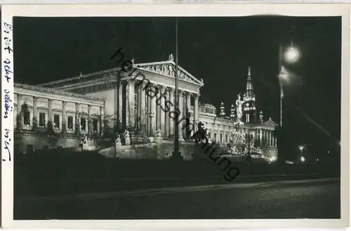 Wien - Beleuchtetes Parlament - Foto-Ansichtskarte - Verlag Postkarten Industrie AG Wien
