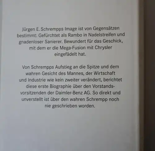 Jürgen Grässlin: Jürgen E. Schrempp 
Der Herr der Sterne. 