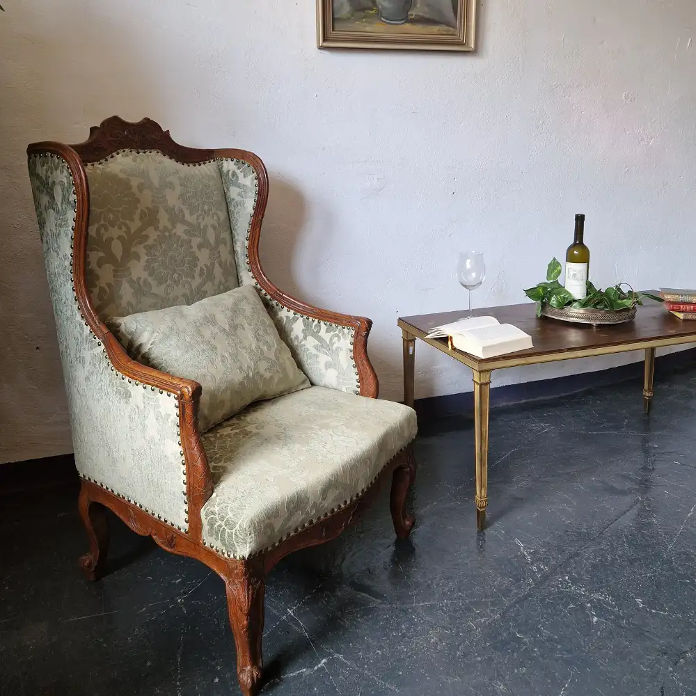 Antiker Ohrensessel neu gepolstert mit hochwertigem Stoff um 1900 2