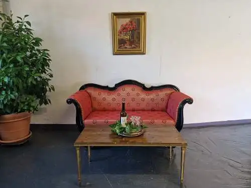  Antikes Jugendstil Sofa um 1890 – geschwärztes Nussbaumfurnier, kunstvoll geschnitzt, restauriert & neu bezogen
