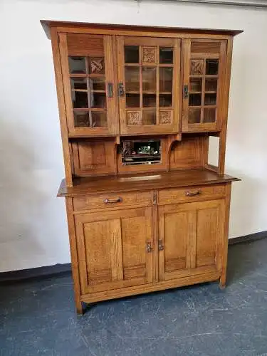 Antikes Jugendstil Buffet aus Eiche – florale Schnitzereien, 19.Jh.