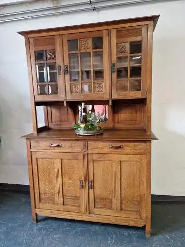Antikes Jugendstil Buffet aus Eiche – florale Schnitzereien, 19.Jh.