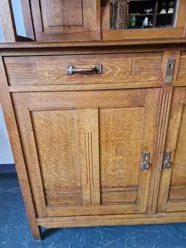 Antikes Jugendstil Buffet aus Eiche – florale Schnitzereien, 19.Jh.