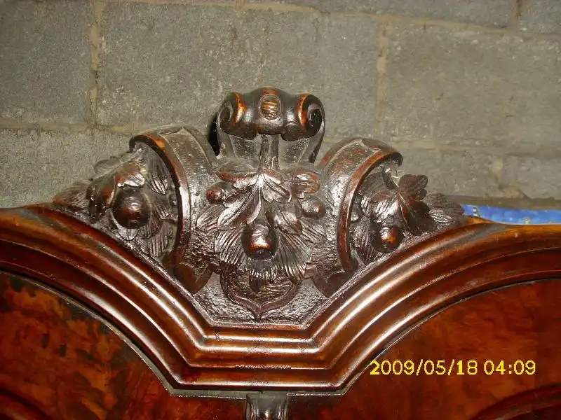 Antiker Bauernschrank ca.19 jh Nussbaum 3